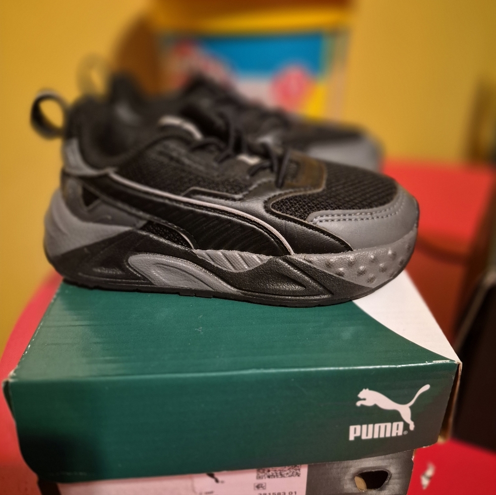 Puma Kids Black and Gray Trail-Style Sneakers - Picture 2 of 4